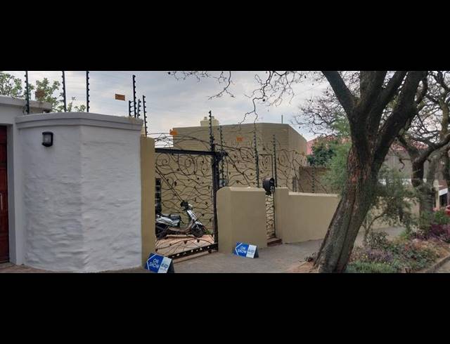 5 BEDROOM HOUSE FOR SALE IN KENSINGTON